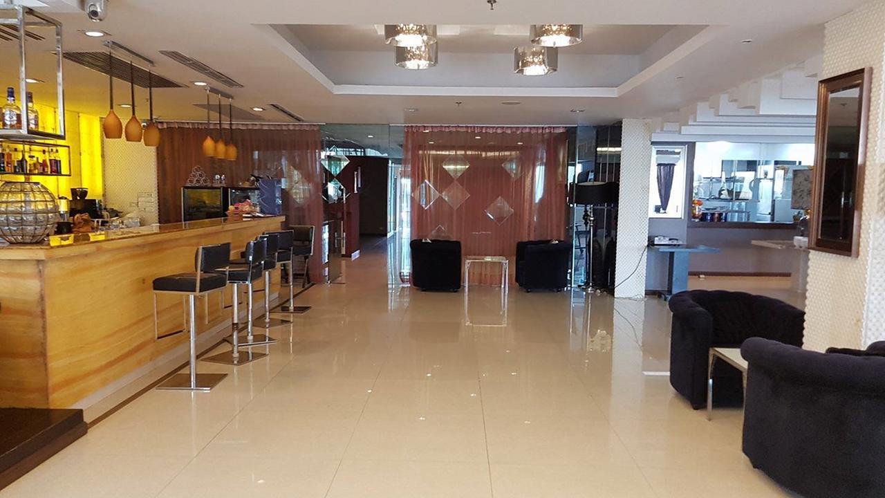 Rashmi'S Plaza Hotel Vientiane Exterior foto