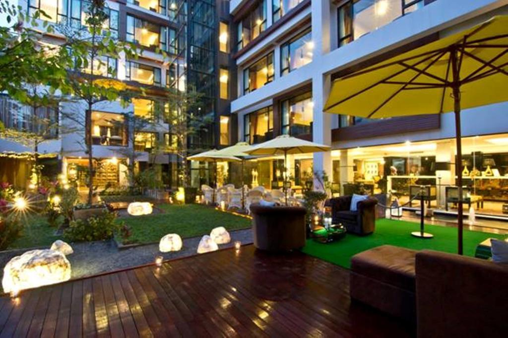 Rashmi'S Plaza Hotel Vientiane Exterior foto